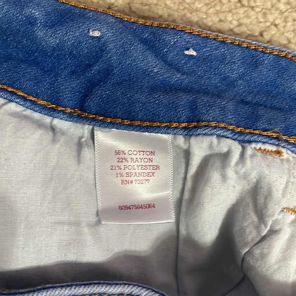 SO Favorite Ripped Low Rise Denim Shorts - Picture 3 of 4